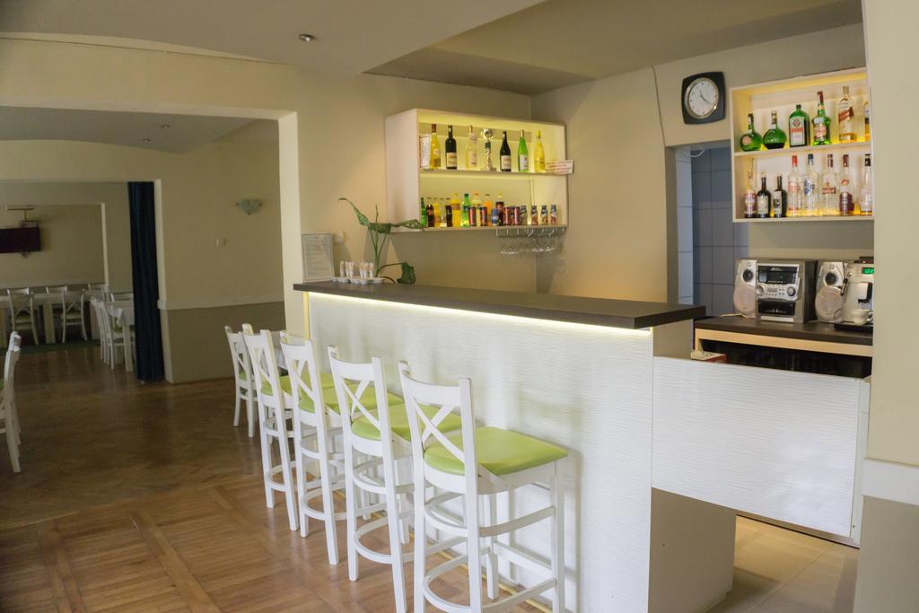 Hotel Merkur Miercurea Ciuc Dış mekan fotoğraf