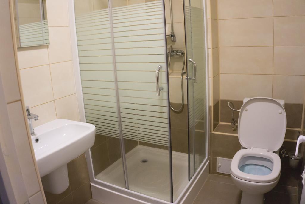 Hotel Merkur Miercurea Ciuc Dış mekan fotoğraf