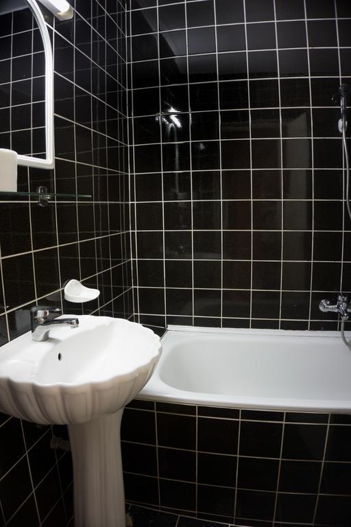 Hotel Merkur Miercurea Ciuc Dış mekan fotoğraf